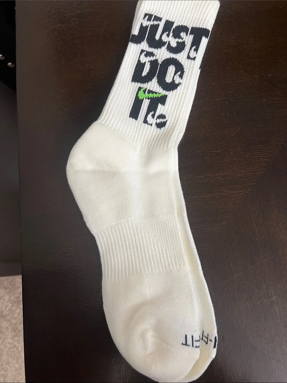 Nike Womens White and Olive 'Just Do It' Crew Socks - 2-Pack